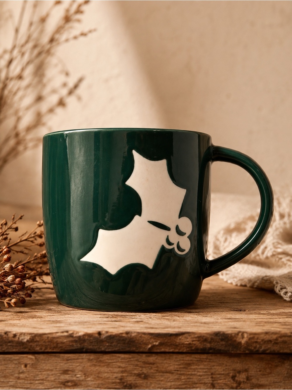 Starbucks Holly Holiday‎ Coffee Mug Collectible